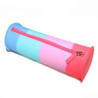 070b Cиликоновый пенал - цилиндр Gummy Bags. Цвет: Rainbow Apple